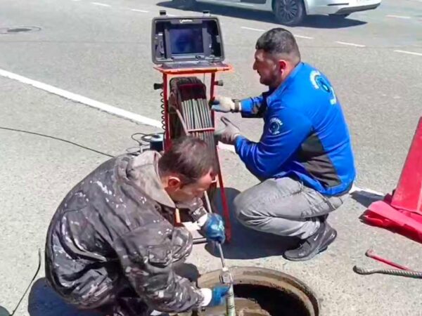 Водоканал Сочи следит за ремонтом канализации на улице Донской