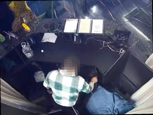 В Сочи гражданин украл фотоаппарат из отеля и забыл его в баре