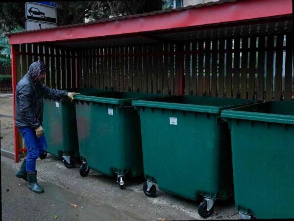 В Сочи появятся 80 новых мусорных площадок