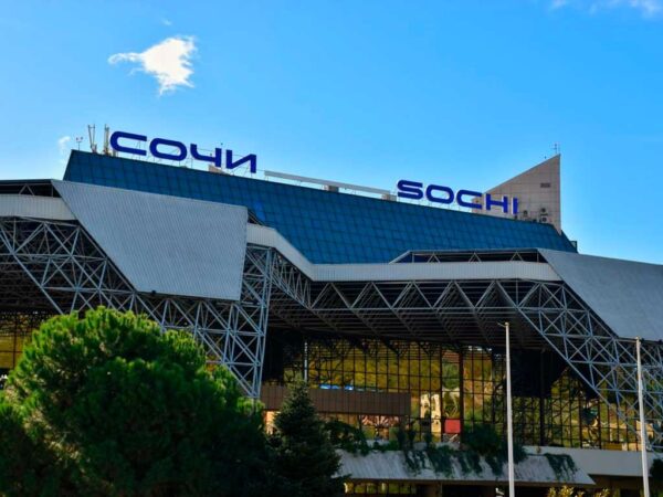 Расписание аэропорта Сочи восстанавливают после ночной атаки дронов