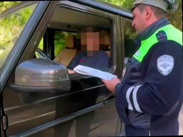 Скрытые патрули следят за нарушителями ПДД в Сочи