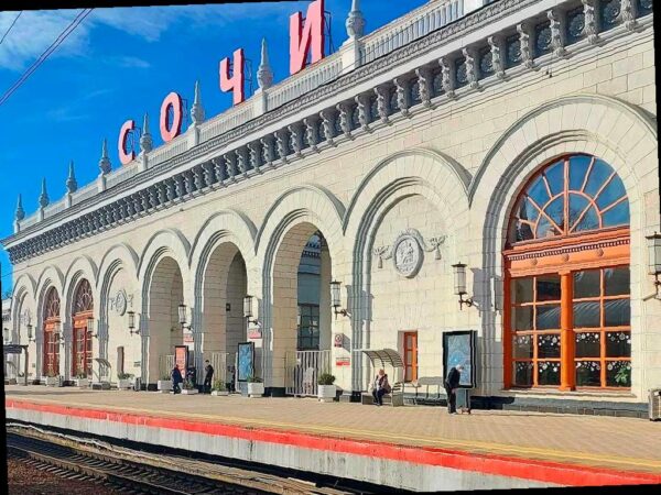 В Сочи запускают дополнительные электрички до Имеретинского курорта