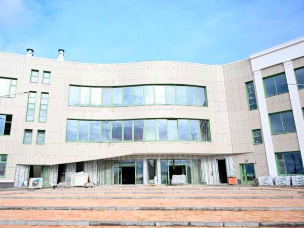 В Сочи завершается строительство новой школы на улице Лизы Чайкиной