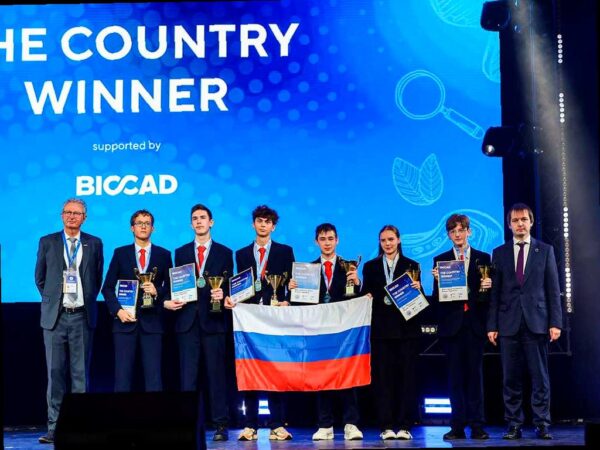 Сборная России победила на Международной естественно-научной олимпиаде в Сириусе