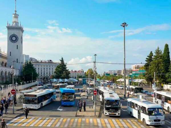 Перед автовокзалом Сочи уберут пешеходный переход