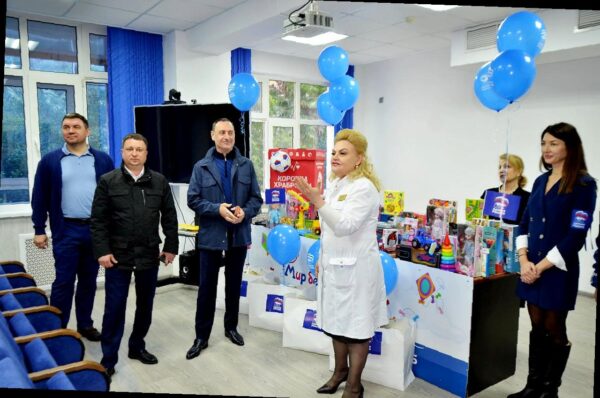 «Виктор Тепляков поддержал благотворительную акцию «Коробка храбрости»