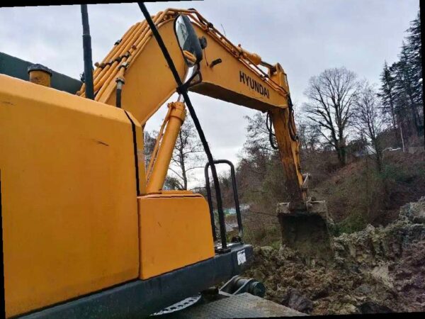 Ликвидация последствий трех оползней в Сочи