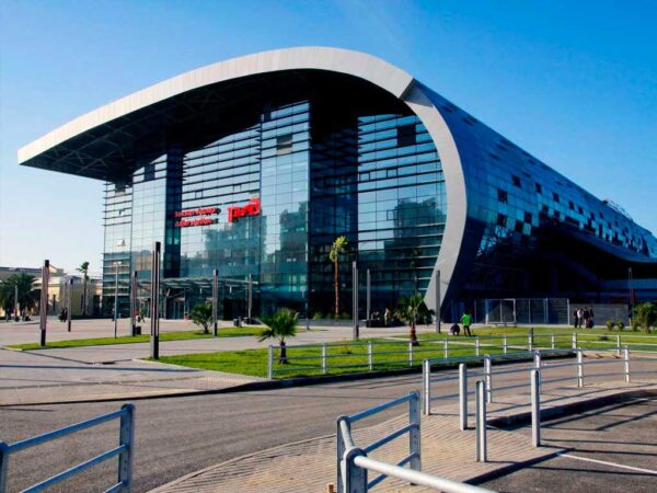 Вокзал Адлер лидирует по количеству отправленных пассажиров