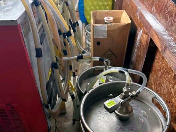 В Адлере изъяли почти 300 литров контрафактного алкоголя