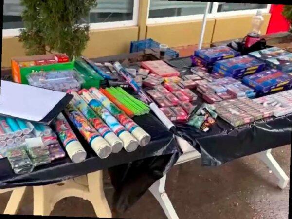 В Адлере закрыли уличную точку по продаже пиротехники