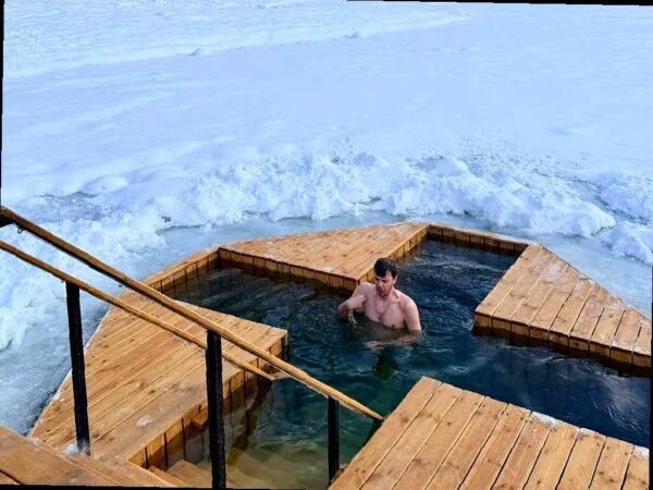 Крещенские богослужения и купания в Сочи