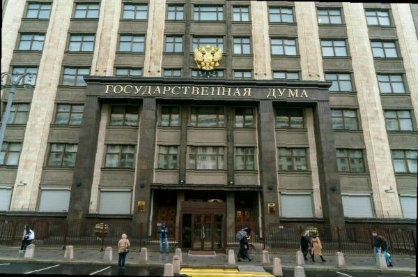 Госдума поддержала право женщин самостоятельно решать вопрос об аборте