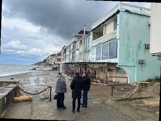 В Сочи владельцам эллингов запретили сдавать лодочные ангары туристам