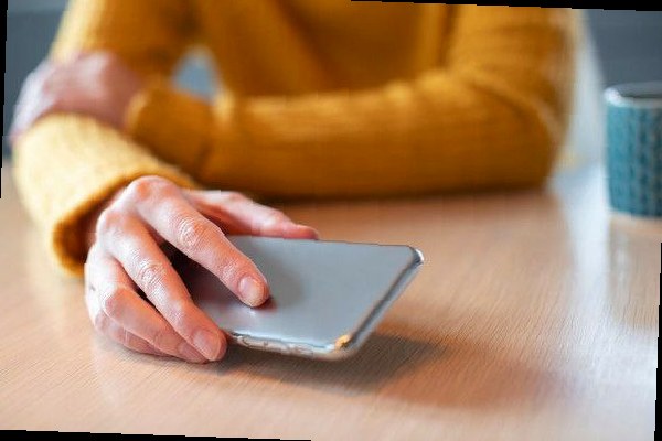 Мошенники начали использовать новую схему с «обратным звонком