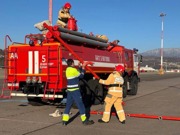 В аэропорту Сочи пройдут учения спасателей с имитацией пожара