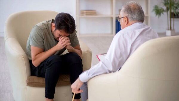 Лудоманию признали заболеванием: с осени россияне смогут лечиться бесп